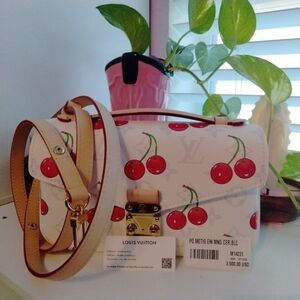 SOLD🙏Louis Vuitton White and Red Cherry Crossbody Bag Pochette Métis East West